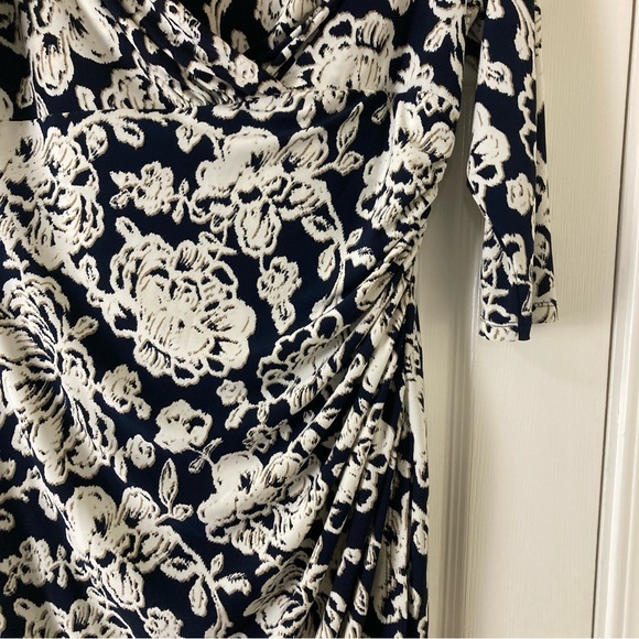 Lauren Ralph Lauren Dress  8 Black White Floral Ruched Career Faux Wrap 3/4 Slv - Picture 3 of 16